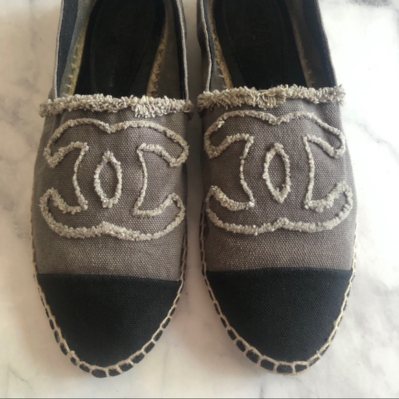 CHANEL Grey & Black Captoe Canvas Espadrilles - Picture 3 of 16